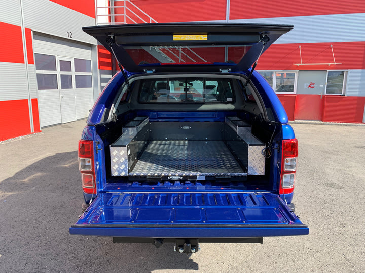 Seitliche Schiebefächer