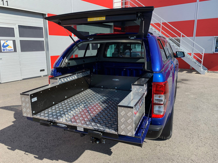 Seitliche Schiebefächer