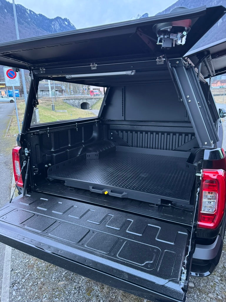 Half Sliding Top + Double Stacked Aluminum Drawers