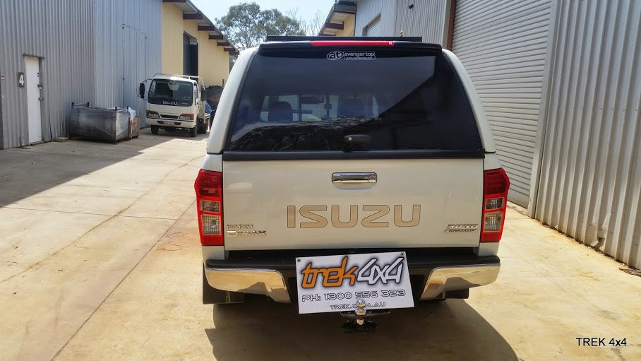 ISUZU Hardtop Avenger PRO Deluxe