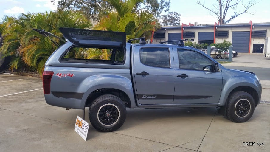 ISUZU Hardtop Avenger EKO Deluxe