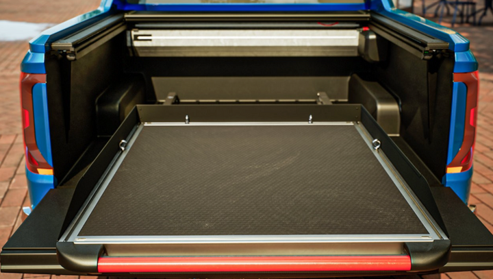 Half Sliding Top + Double Stacked Aluminum Drawers