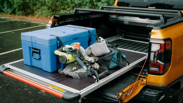 Half Sliding Top + Double Stacked Aluminum Drawers