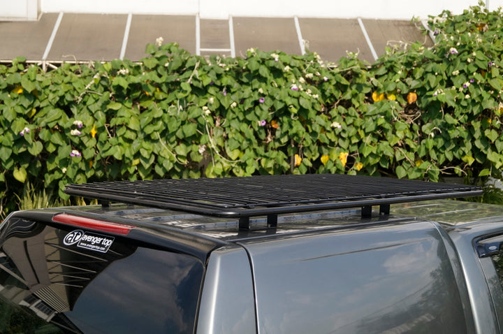Roof rack without edges